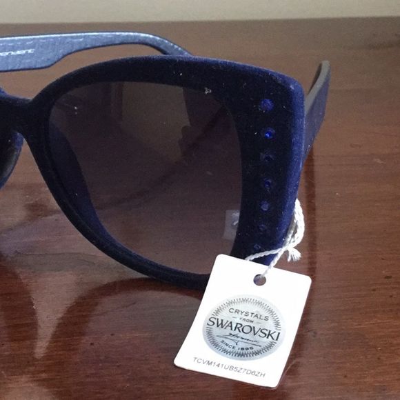 ITALIA SUNGLASSES VELVET BLUE WITH CRYSTAL - Picture 3 of 8